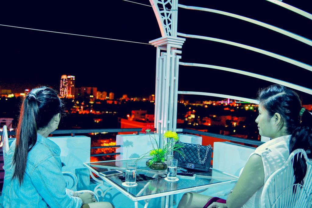 Mayfair Da Nang Hotel Екстер'єр фото